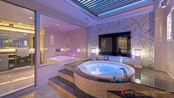 スーペリアスイートのお部屋(天井開閉式露天風呂) スーペリアスイートのお部屋(天井開閉式露天風呂)