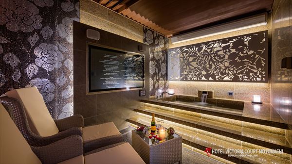 天井開閉式露天風呂 天井開閉式露天風呂